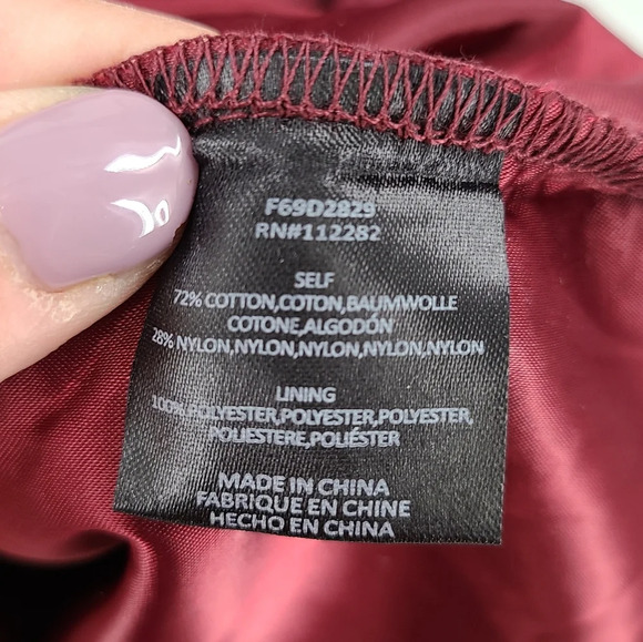 Adelyn Rae Deep Vneck Peplum Lace Long Sleeve Dress - Picture 9 of 14